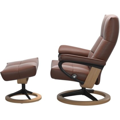 David Medium Chair & Stool - Signature Base David Medium Chair & Stool - Signature Base